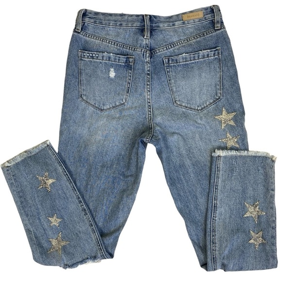 Blank NYC The Ludlow Crop Girlfriend Distressed Jeans with Star Patches Sz 27 - Picture 12 of 16